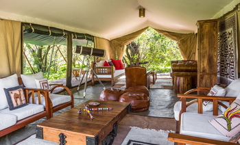 Losokwan Luxury Tented Camp: Sitzbereich für Gäste