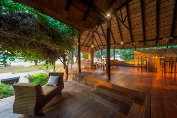 Luangwa River Camp: Canapee