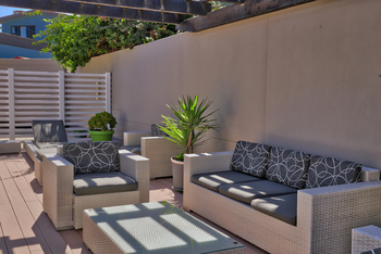 Namib Guesthouse: Freiluftlounge