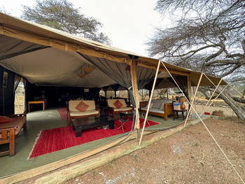 Porini Amboseli Camp: Blick ins Hauptzelt