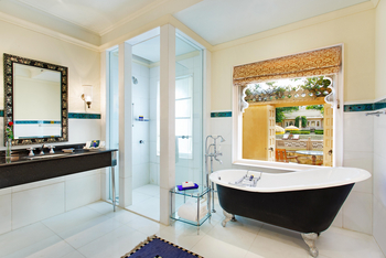 The Oberoi Udaivilas: Badewanne