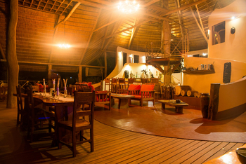 Tongole Wilderness Lodge: Speisesaal
