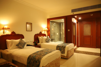 Chandela: Deluxe Room