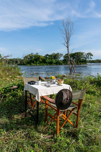 Papa's Camp: Bush Lunch