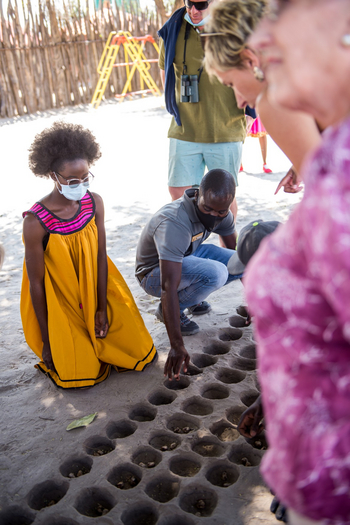 Etosha King Nehale Lodge Etosha King Nehale Lodge: Cultural Experience