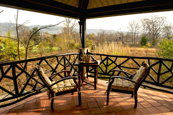 Jim's Jungle Retreat: Jungle Lodge - Exterieur