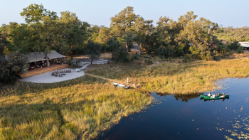 Okavango Explorers Camp Okavango Explorers Camp: Boma vor dem Camp