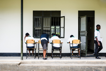 Sanctuary Gorilla Forest Camp: In der Schule