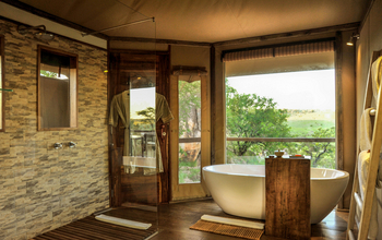 Lemala Kuria Hills Lodge: Badewanne