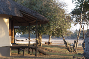 Nsefu Camp: Blick zum Beobachtungsplatz