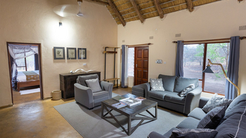 Thawale Lodge: Private Lounge