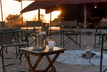Camp Hwange: Kaffee am Lagerfeuer