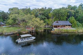Camp Xakanaxa Camp Xakanaxa: Khwai Fluss und Hauptlodge