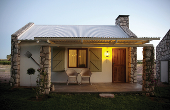 Kalahari Farmhouse: Chalet mit Vordach