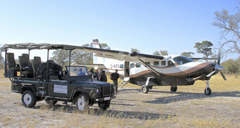Bomani Tented Lodge Bomani Tented Lodge: Transfer mit einer Cessna