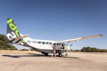 Gham Dhao Lodge Gham Dhao Lodge: Ankunft am Airstrip
