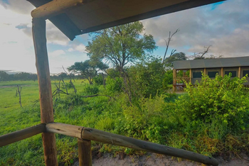 Mogogelo Camp Mogogelo Camp: Gästezelt - Außenansicht