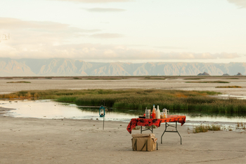 Ombako Fly Camp: Frühstückstisch
