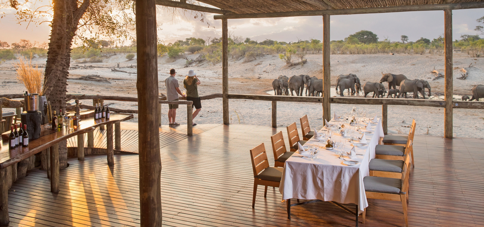 Savute Safari Lodge Savute Safari Lodge: Esstisch