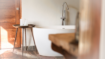 Siringit Villa: Wanne