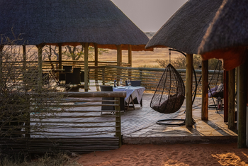 Suricate Tented Camp: Vordach und Pavillon