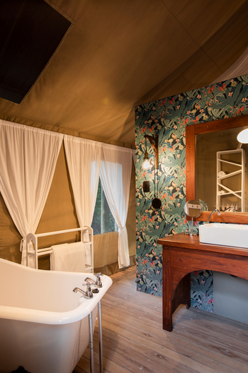 Thamo Telele: Im Bad