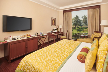 The LaLit Temple View: Doppelbett