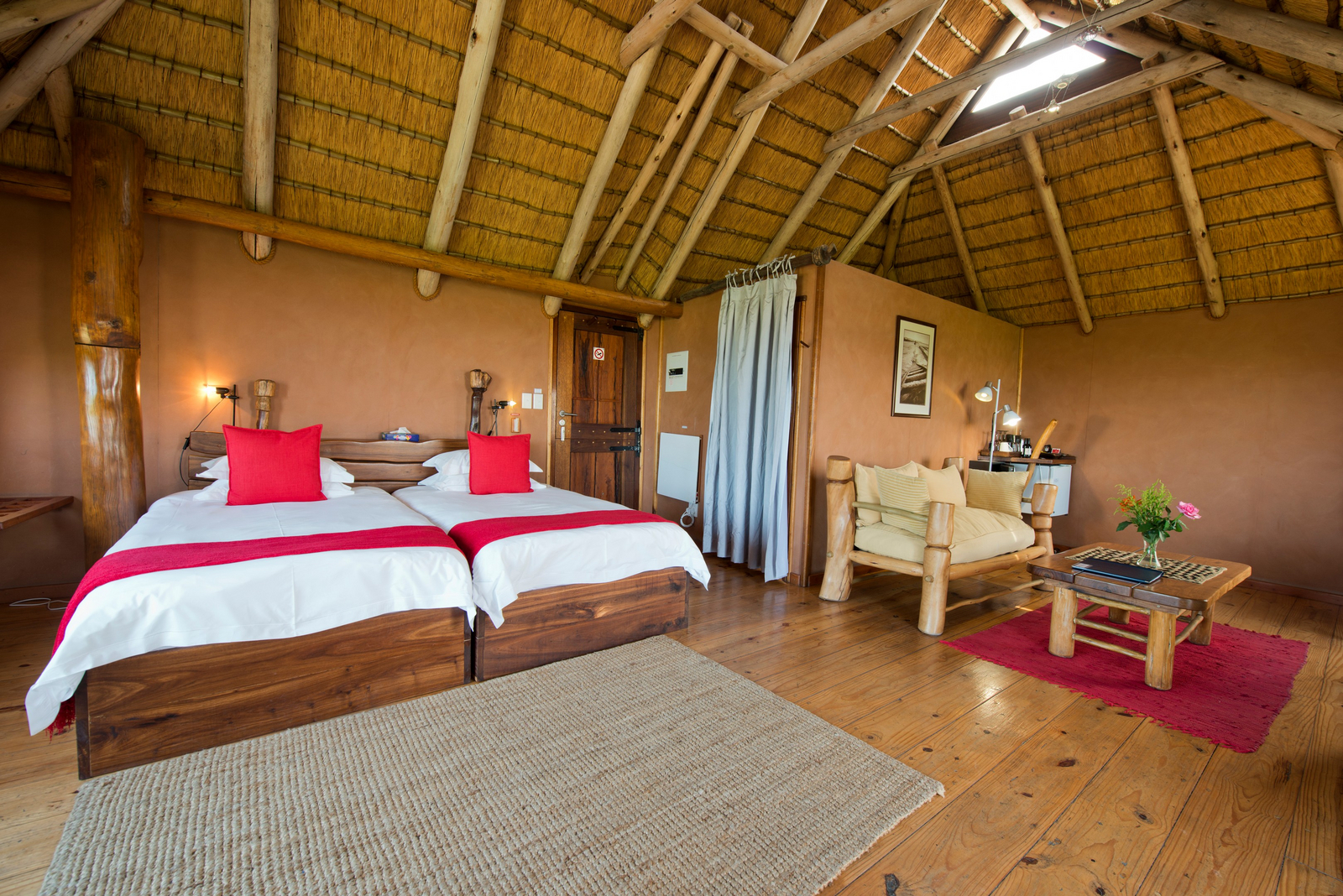 The Stiltz The Stiltz: Doppelbett