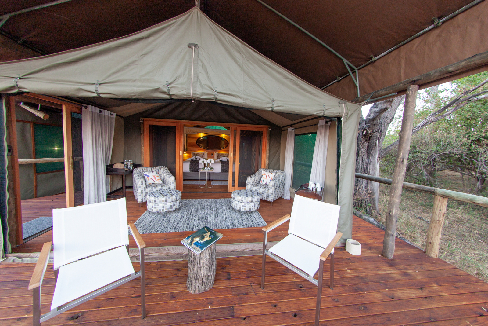 Mma Dinare Camp Mma Dinare Camp: Privates Deck