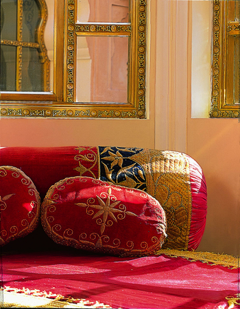 The Oberoi Rajvilas: Sitzkissen