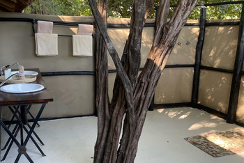 Vundu Camp Vundu Camp: Open-Air-Bad