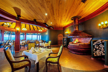 Lake Nakuru Sopa Lodge Lake Nakuru Sopa Lodge: Kamin