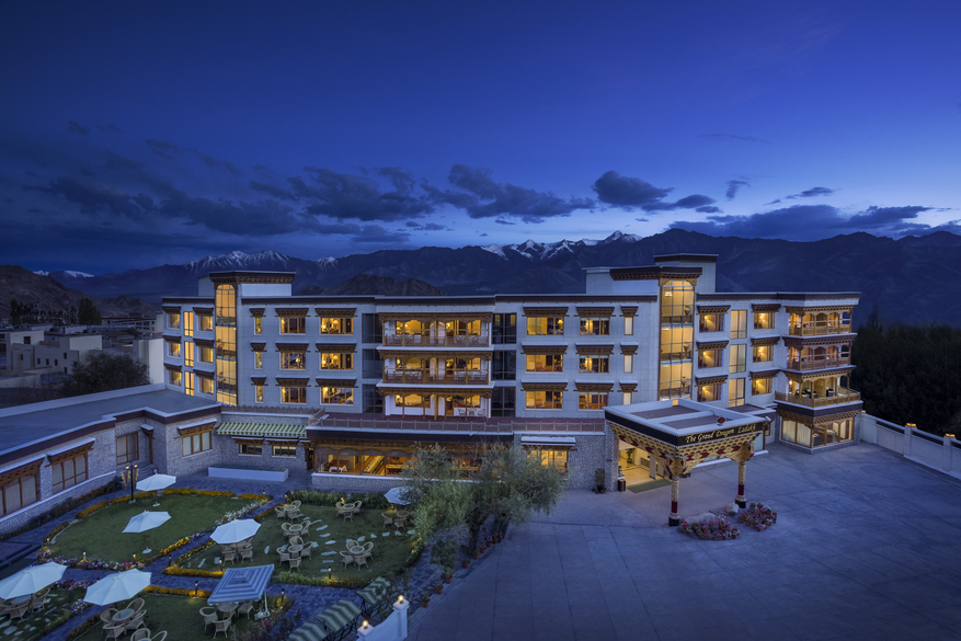 The Grand Dragon Hotel