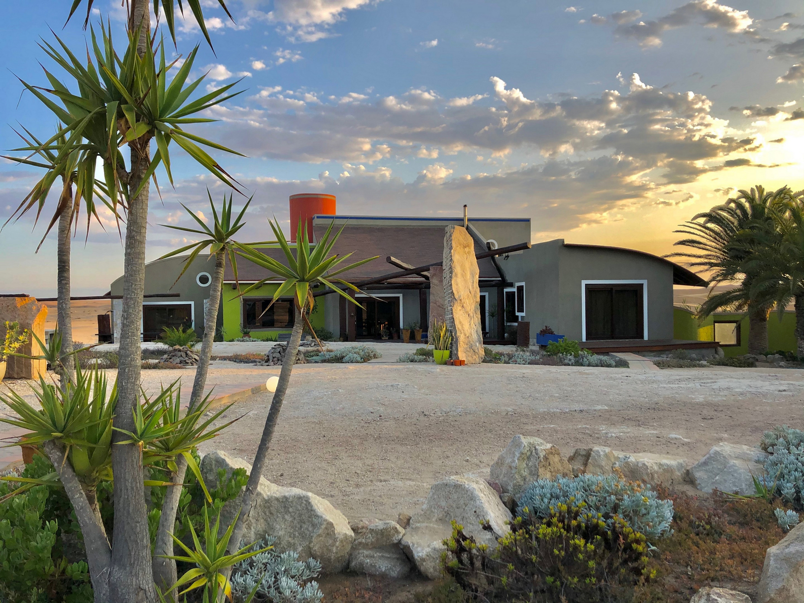 Desert Breeze Lodge Desert Breeze Lodge: Hauptgebäude