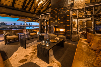 King's Pool Camp King's Pool Camp: Lounge mit Blick