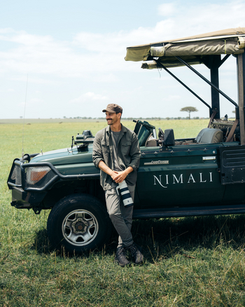 Nimali Mara Camp: Mitarbeiter vor Safari Auto