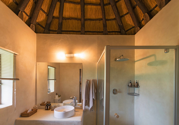 Onguma Bush Camp: Loft und Familienzimmer