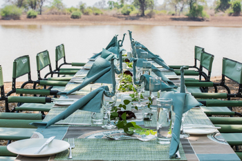 Shawa Luangwa Camp: Gedeckter Tisch