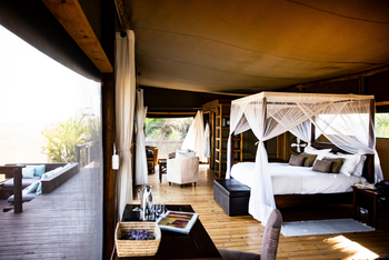 Shumba Camp Shumba Camp: Sunken Lounge auf dem Deck