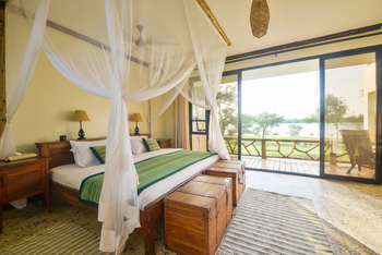 Anyadwe House: Doppelbett