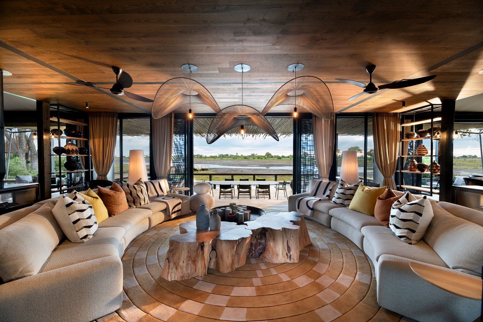 Daunara Safari Camp Daunara Safari Camp: Lounge