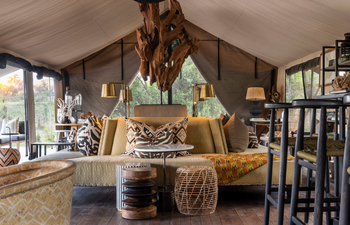 Gomoti Plains Camp: Zentrale Einrichtungen