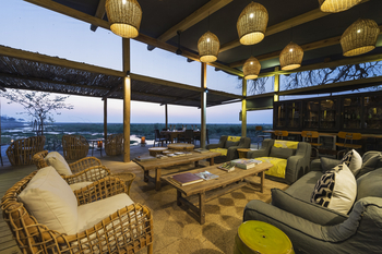 Linyanti Tented Camp Linyanti Tented Camp: Lounge mit Blick