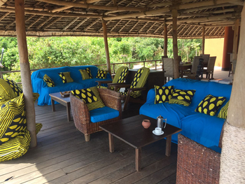 Nuarro Lodge: Beach Bar