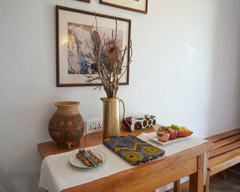 Ndutu Safari Lodge: Details Interior