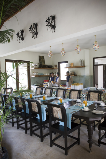 Baghvan Jungle Lodge: Frühstückstisch