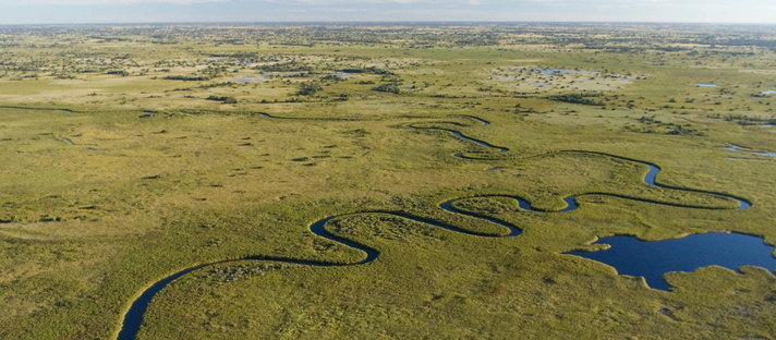 Duba Plains Camp: Luftbild Flussschleifen Botswana