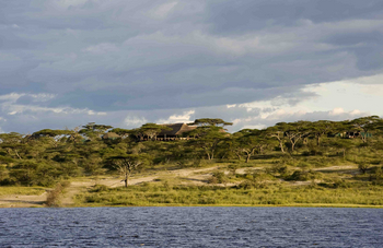 Masek Tented Lodge: Landschaft nahe der Lodge