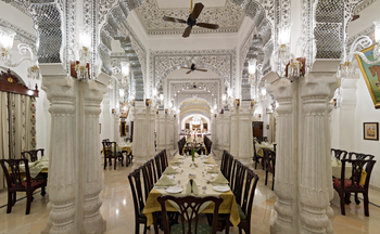 Nahargarh: Restaurant