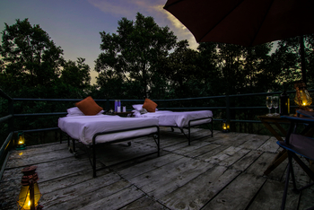 Pench Jungle Camp: Betten im Sleep-out